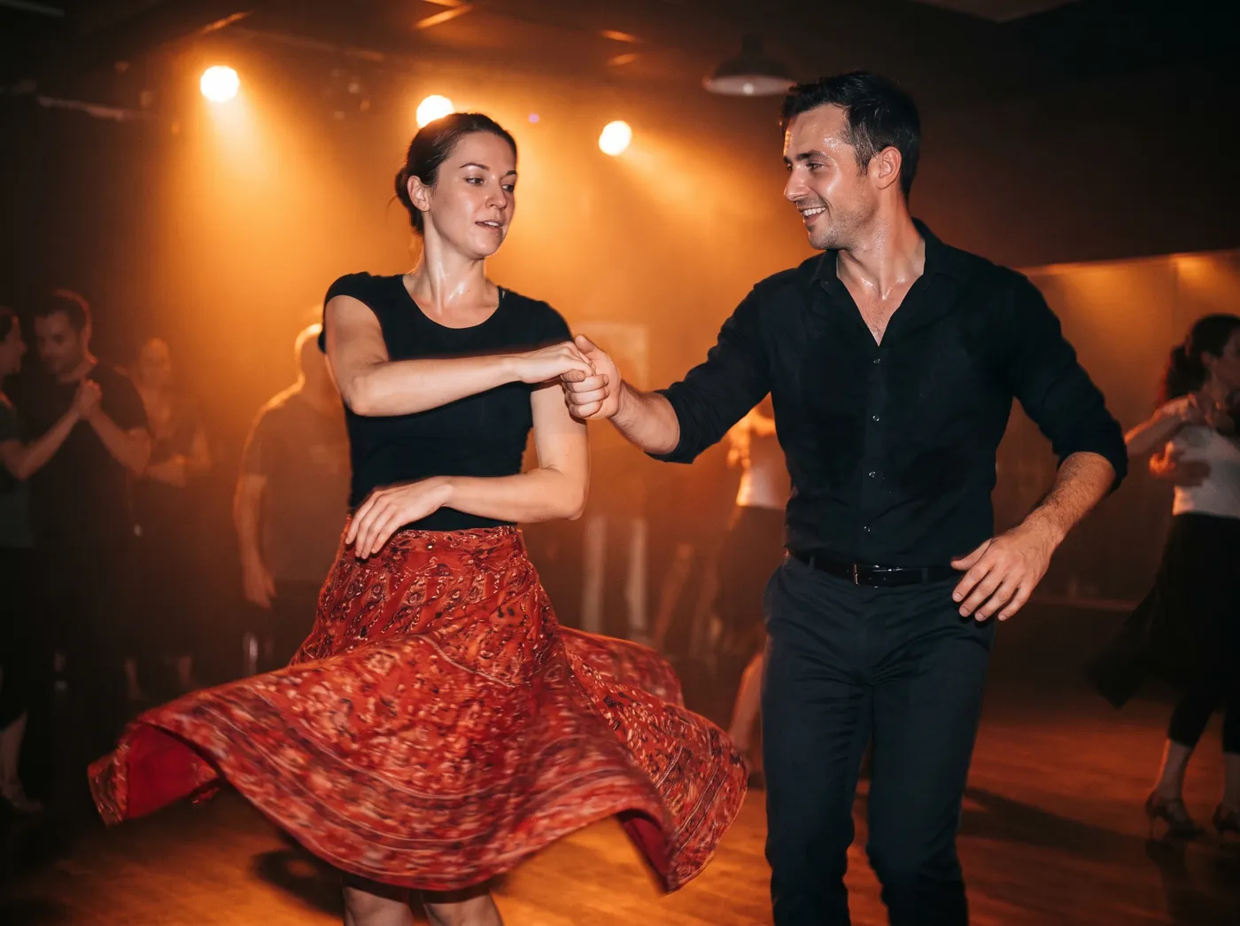 Salsa w parach w studiu tańca w Gnieźnie